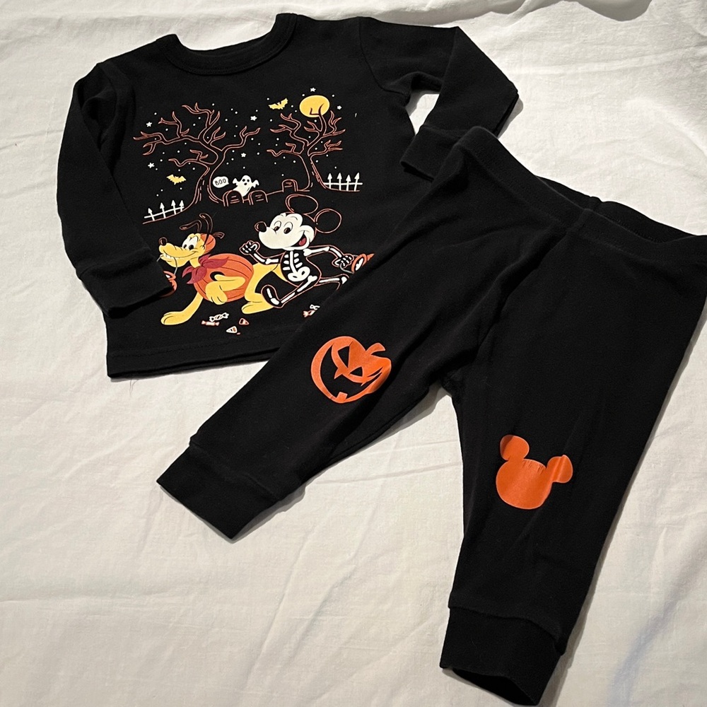6-12M GAP Black Halloween Disney Baby Outfit